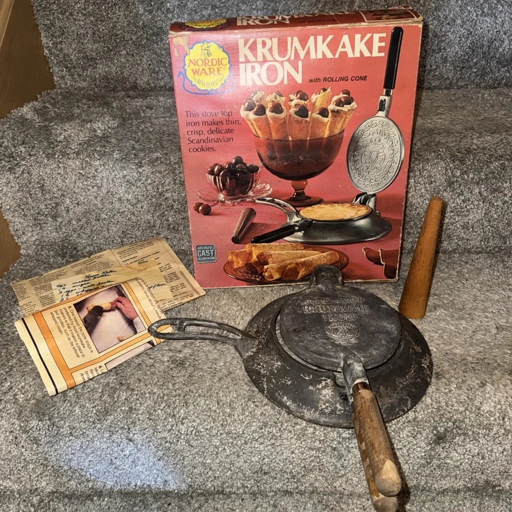 Vtg Scandinavian Nordic Ware Krumkake Iron with Wood Handle Stand & Cone in Box